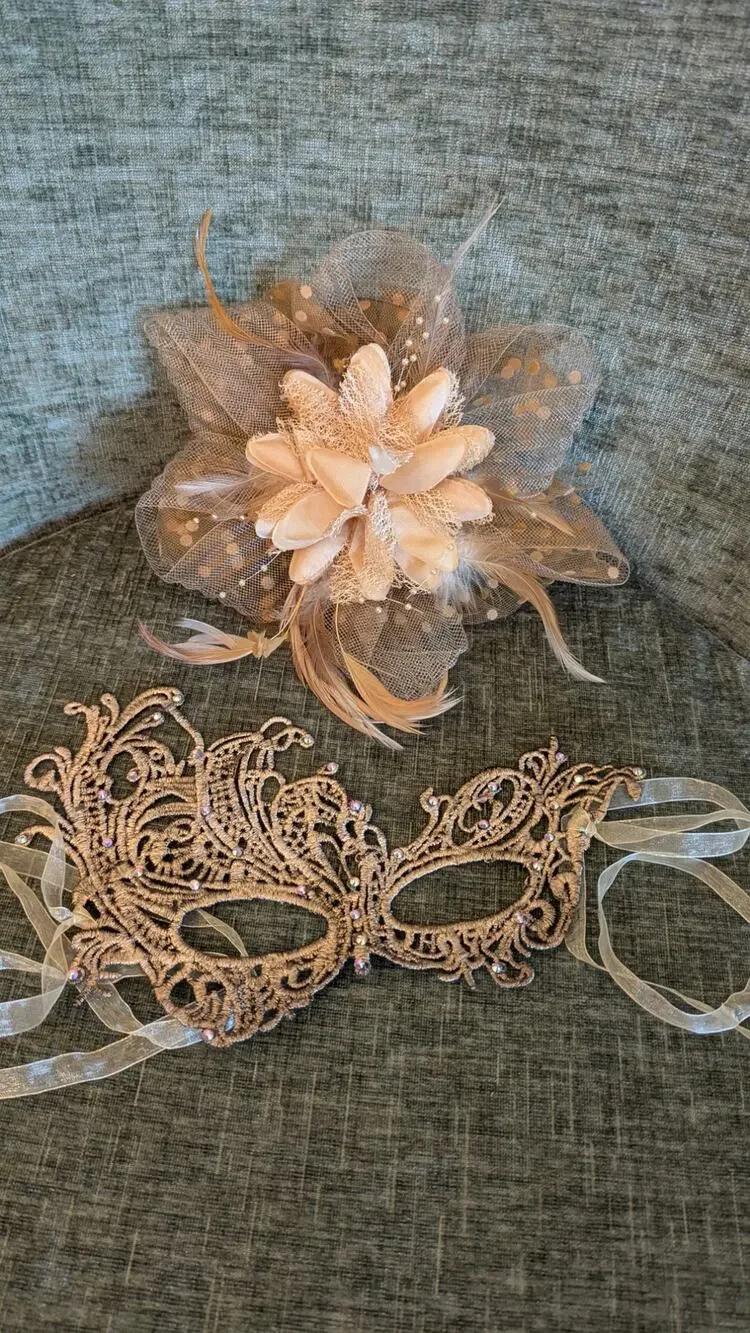 Lace Masquerade Masks for Women - Halloween Elegant Venetian Mask